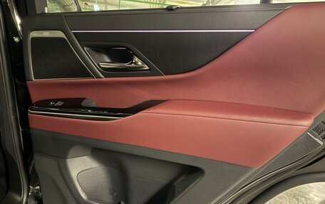 Lexus LX, 2025 год, 18 690 000 рублей, 30 фотография