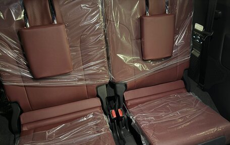 Lexus LX, 2025 год, 18 690 000 рублей, 34 фотография