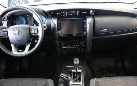 Toyota Fortuner II, 2021 год, 6 900 000 рублей, 10 фотография