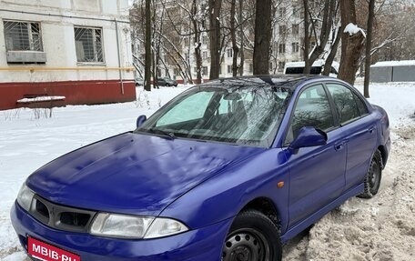 Mitsubishi Carisma I, 1995 год, 145 000 рублей, 1 фотография