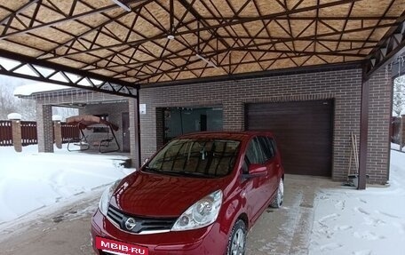Nissan Note II рестайлинг, 2013 год, 990 000 рублей, 2 фотография