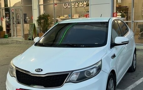 KIA Rio III рестайлинг, 2015 год, 730 000 рублей, 3 фотография