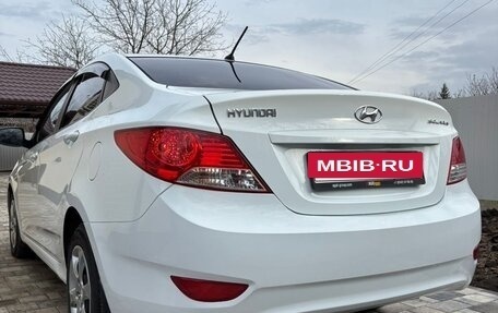 Hyundai Solaris II рестайлинг, 2013 год, 950 000 рублей, 5 фотография