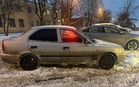 Hyundai Accent II, 2004 год, 350 000 рублей, 4 фотография