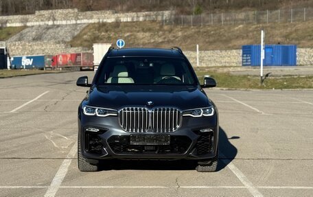 BMW X7, 2021 год, 9 000 000 рублей, 3 фотография