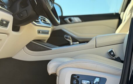 BMW X7, 2021 год, 9 000 000 рублей, 26 фотография