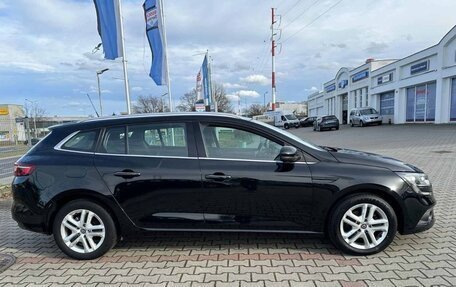 Renault Megane IV, 2019 год, 1 500 000 рублей, 5 фотография