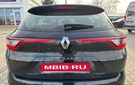 Renault Megane IV, 2019 год, 1 500 000 рублей, 9 фотография