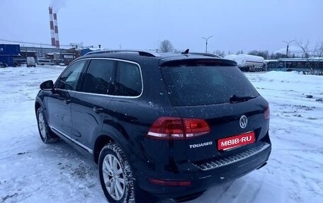 Volkswagen Touareg III, 2012 год, 1 790 000 рублей, 3 фотография