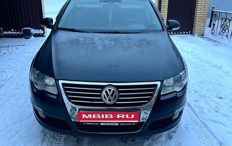 Volkswagen Passat B6, 2005 год, 535 000 рублей, 3 фотография