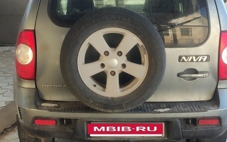 Chevrolet Niva I рестайлинг, 2016 год, 730 000 рублей, 3 фотография