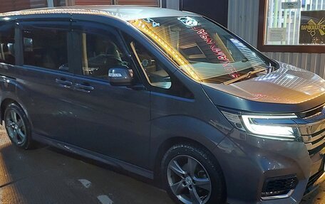 Honda Stepwgn IV, 2020 год, 2 850 000 рублей, 13 фотография