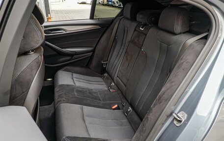 BMW 5 серия, 2018 год, 3 160 000 рублей, 14 фотография