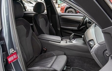 BMW 5 серия, 2018 год, 3 160 000 рублей, 13 фотография