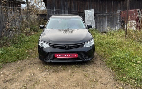 Toyota Camry, 2016 год, 2 350 000 рублей, 11 фотография