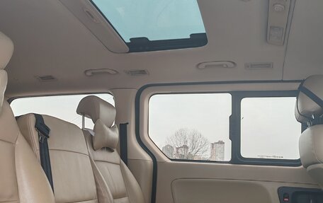 Hyundai Grand Starex Grand Starex I рестайлинг 2, 2010 год, 1 800 000 рублей, 2 фотография