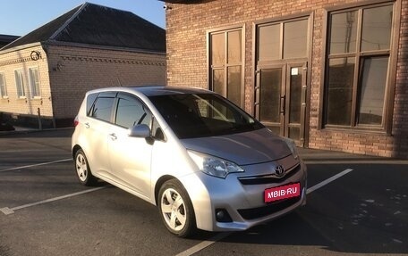 Toyota Ractis II, 2011 год, 1 000 000 рублей, 1 фотография