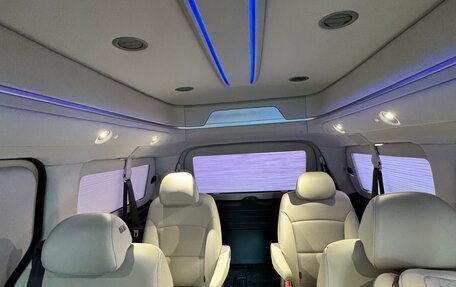 Hyundai Grand Starex Grand Starex I рестайлинг 2, 2019 год, 3 900 000 рублей, 7 фотография