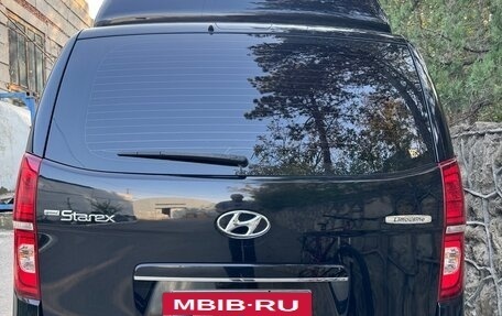 Hyundai Grand Starex Grand Starex I рестайлинг 2, 2019 год, 3 900 000 рублей, 8 фотография