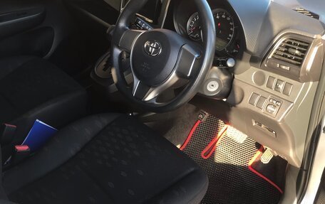 Toyota Ractis II, 2011 год, 1 000 000 рублей, 6 фотография