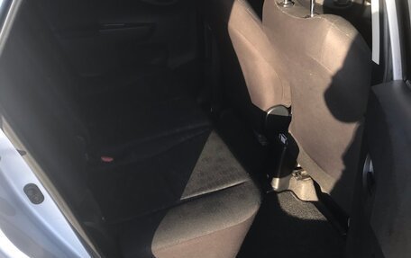 Toyota Ractis II, 2011 год, 1 000 000 рублей, 7 фотография