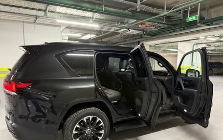 Lexus LX, 2024 год, 16 900 000 рублей, 12 фотография