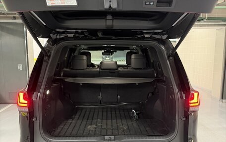 Lexus LX, 2024 год, 16 900 000 рублей, 13 фотография