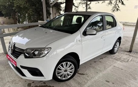 Renault Logan II, 2020 год, 800 000 рублей, 1 фотография