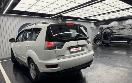 Mitsubishi Outlander III рестайлинг 3, 2011 год, 1 150 000 рублей, 17 фотография