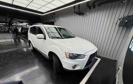 Mitsubishi Outlander III рестайлинг 3, 2011 год, 1 150 000 рублей, 28 фотография