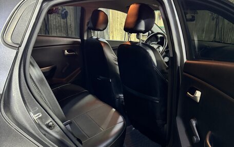 KIA Rio III рестайлинг, 2013 год, 1 100 000 рублей, 10 фотография