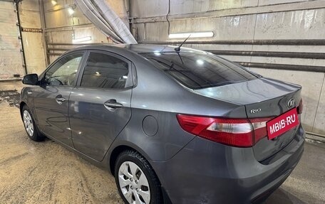 KIA Rio III рестайлинг, 2013 год, 1 100 000 рублей, 6 фотография