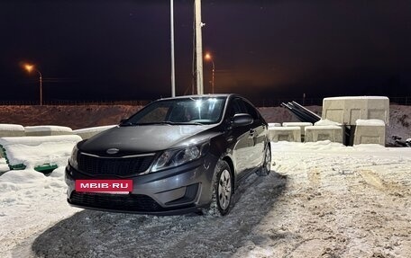 KIA Rio III рестайлинг, 2013 год, 1 100 000 рублей, 18 фотография