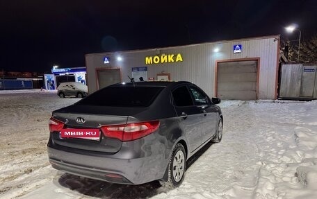 KIA Rio III рестайлинг, 2013 год, 1 100 000 рублей, 21 фотография