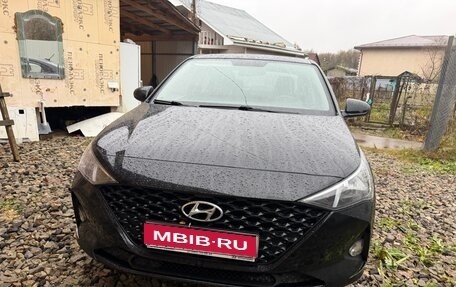 Hyundai Solaris II рестайлинг, 2021 год, 1 670 000 рублей, 1 фотография