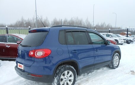 Volkswagen Tiguan I, 2008 год, 945 000 рублей, 2 фотография