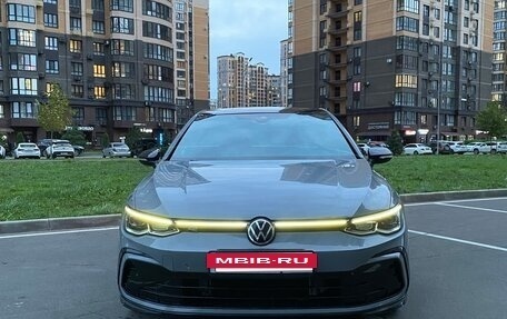 Volkswagen Golf VIII, 2021 год, 2 800 000 рублей, 2 фотография
