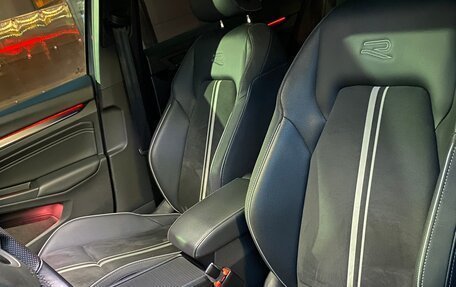 Volkswagen Golf VIII, 2021 год, 2 800 000 рублей, 27 фотография