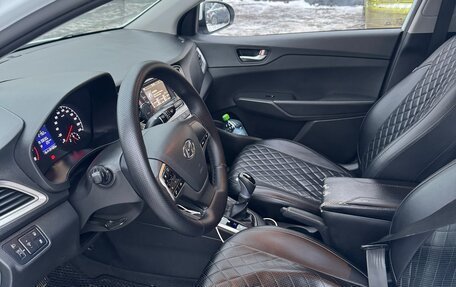 Hyundai Solaris II рестайлинг, 2021 год, 1 350 000 рублей, 5 фотография