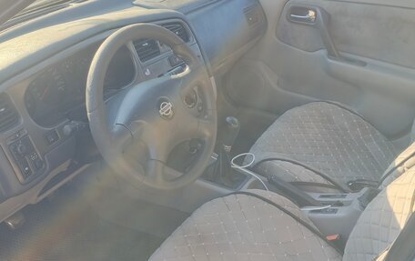 Nissan Primera II рестайлинг, 2001 год, 250 000 рублей, 9 фотография