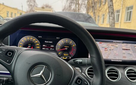 Mercedes-Benz E-Класс, 2017 год, 3 500 000 рублей, 12 фотография