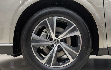 Lexus RX IV рестайлинг, 2025 год, 9 300 000 рублей, 6 фотография