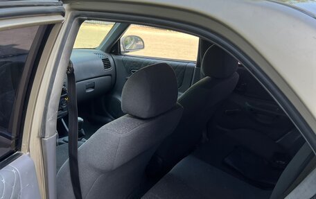 Hyundai Accent II, 2005 год, 230 000 рублей, 7 фотография