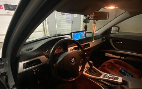 BMW 3 серия, 2011 год, 1 280 000 рублей, 6 фотография