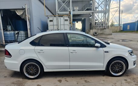 Volkswagen Polo VI (EU Market), 2016 год, 1 099 000 рублей, 18 фотография