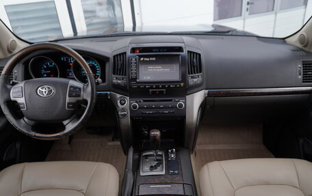 Toyota Land Cruiser 200, 2007 год, 2 095 000 рублей, 11 фотография