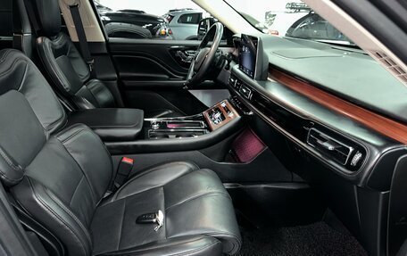 Lincoln Aviator II, 2020 год, 5 750 000 рублей, 8 фотография