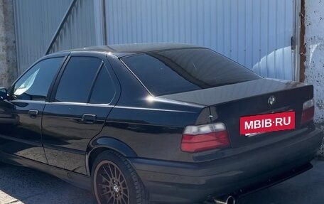 BMW 3 серия, 1996 год, 700 000 рублей, 13 фотография