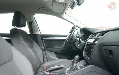 Skoda Octavia, 2017 год, 1 910 000 рублей, 9 фотография