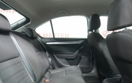 Skoda Octavia, 2017 год, 1 910 000 рублей, 10 фотография